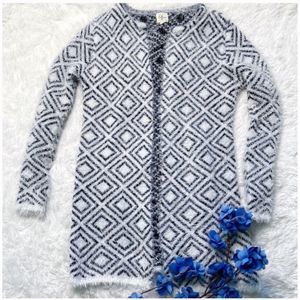 🍀 Mix & Match 4/$60 🍀 Effeci Fuzzy Eyelash Diamond Design Duster Cardigan